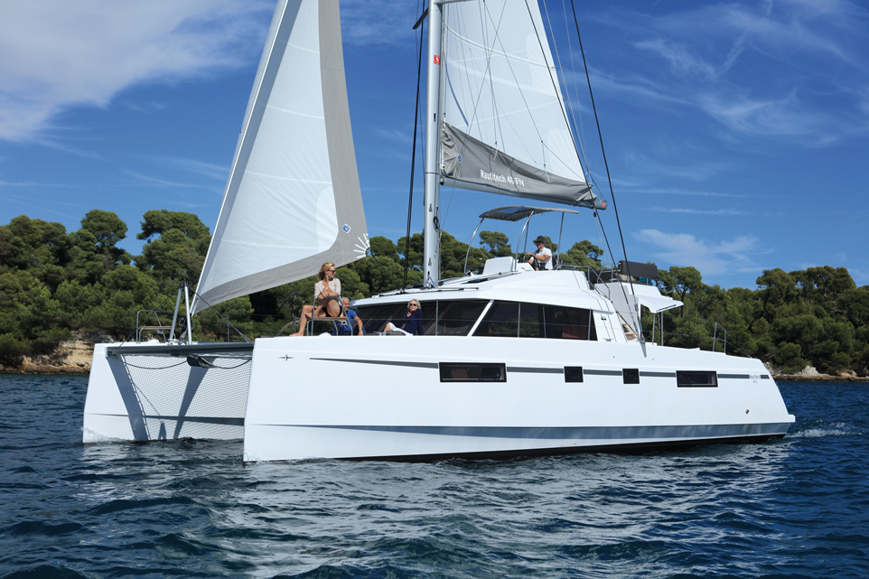 Evolution Multihulls