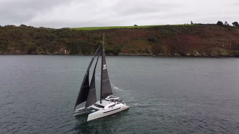 DAZCAT 1295 Catamaran - Boat Review Teaser - Multihulls World