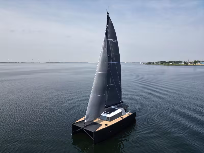 VAAN R5 Electric Catamaran - Boat Review Teaser - Multihulls World