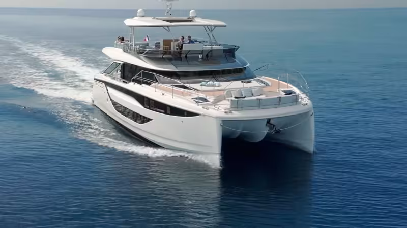 PRESTIGE M8 Powercat - Boat Review Teaser - Multihulls World