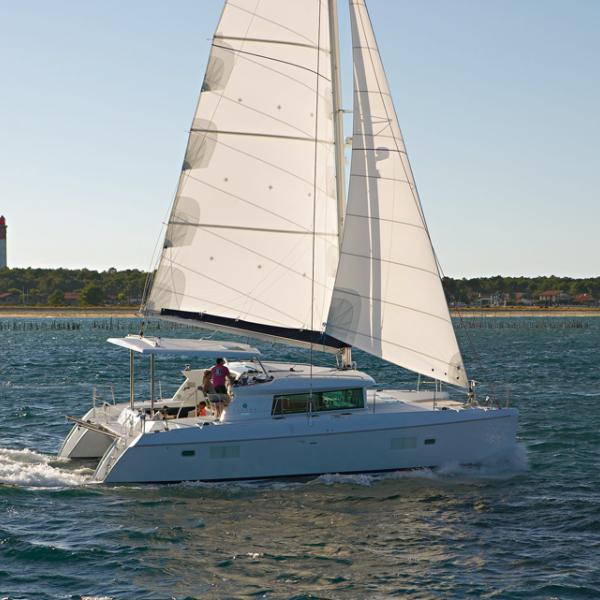 The Lagoon 420, a catamaran dedicated to comfort, as well as the voyage...