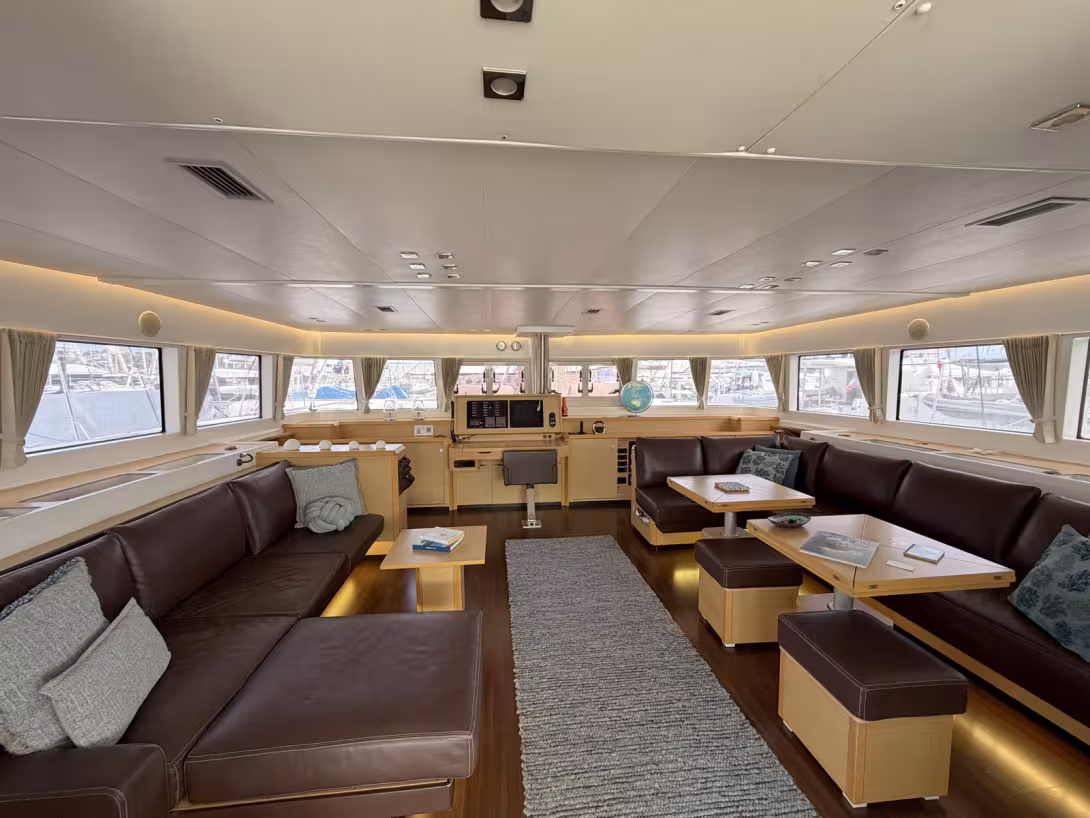 Lagoon 620