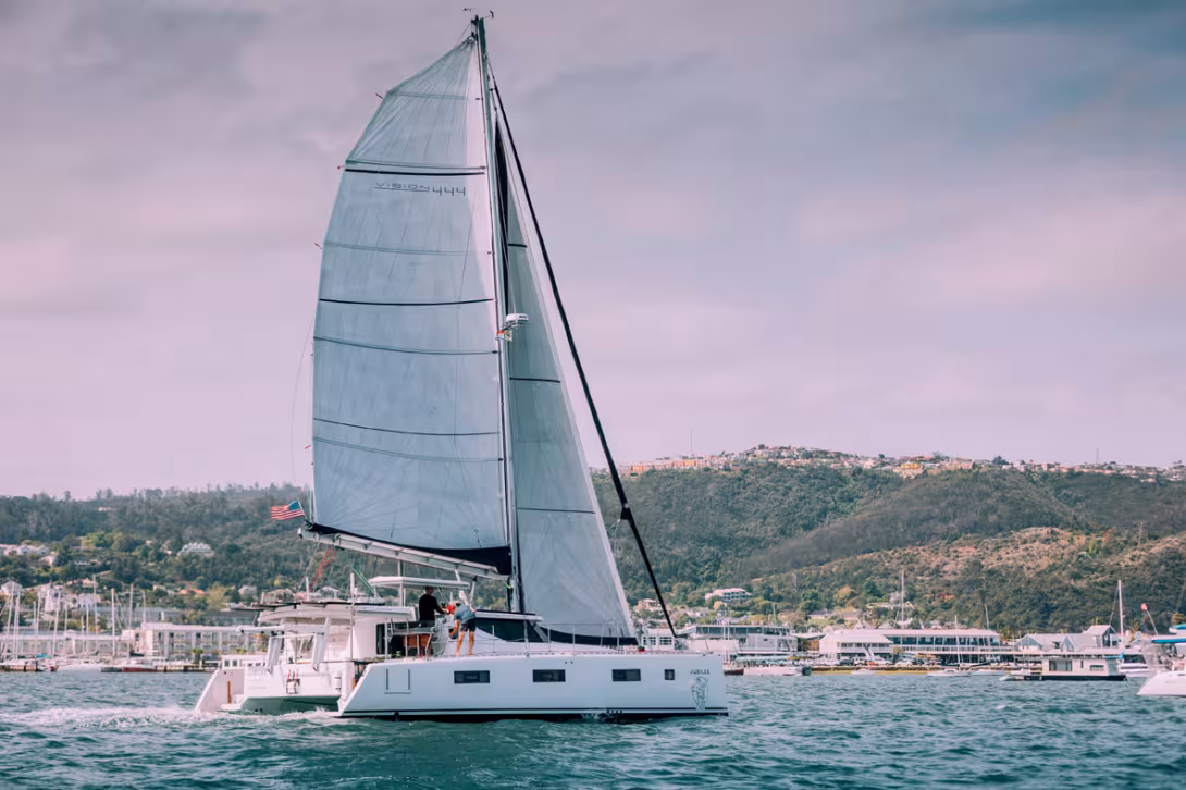 The overall design of this catamaran is rational and ideal for long passages, sailing short-handed.
