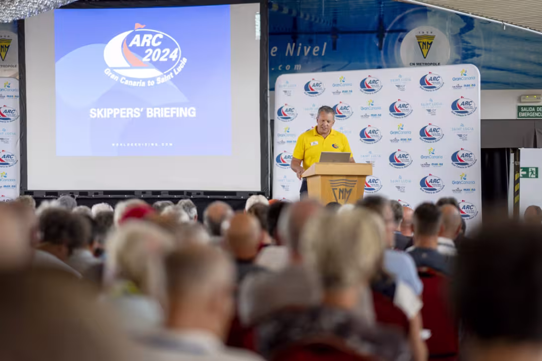 On the eve of departure, the big skippers’ briefing takes place right next to the marina.