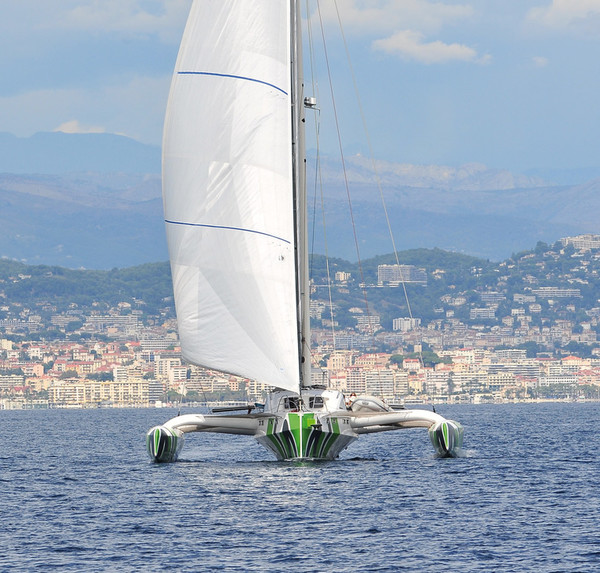Boat Review By Multihulls World Of Trimaran Multihulls World