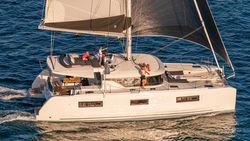 2019 BUYER'S GUIDE: Multihulls from 40 to 50 feet