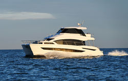 Aquila 54 Yacht