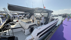 Aquila 35 Sport