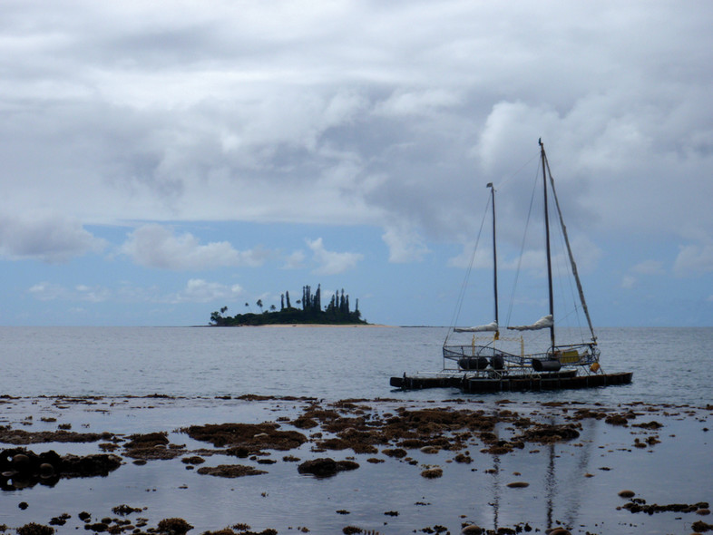 Chronicle New Caledonia