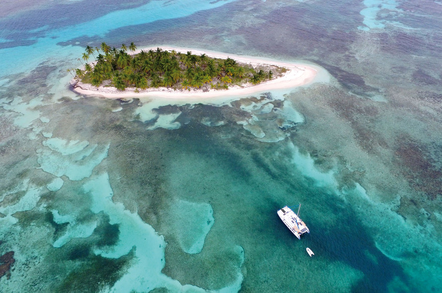 Around the World Les San Blas