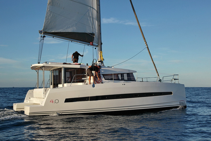 To be discovered : fall's boat shows