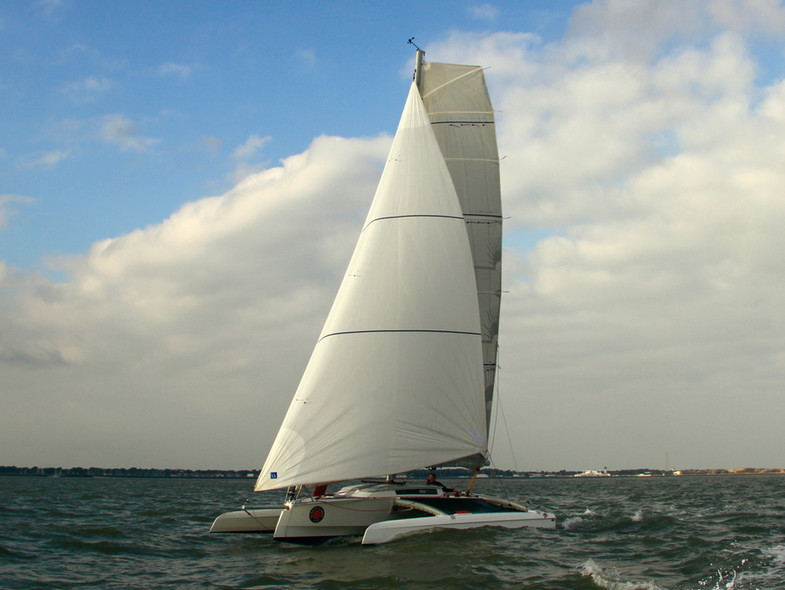 trimaran radikal t26