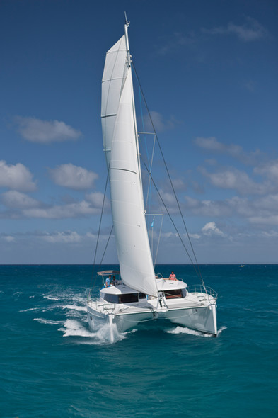 Test Fountaine Pajot Sanya 57