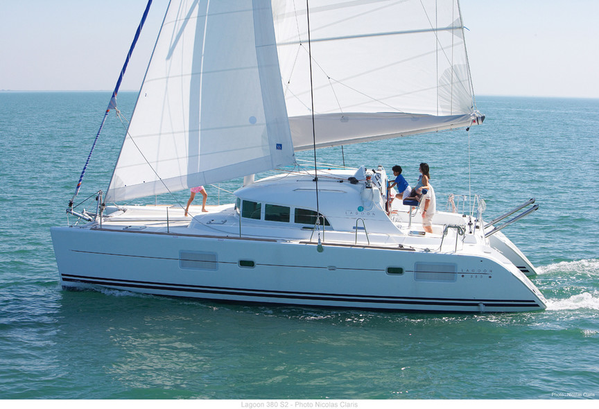 Boat Review By Multihulls World Of Catamaran Lagoon 380 S2 Multihulls World