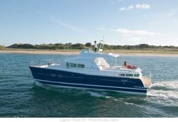 Lagoon Power 43