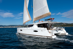 Essai : HELIA 44