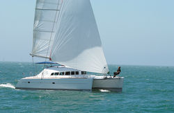 Lagoon 410 S2