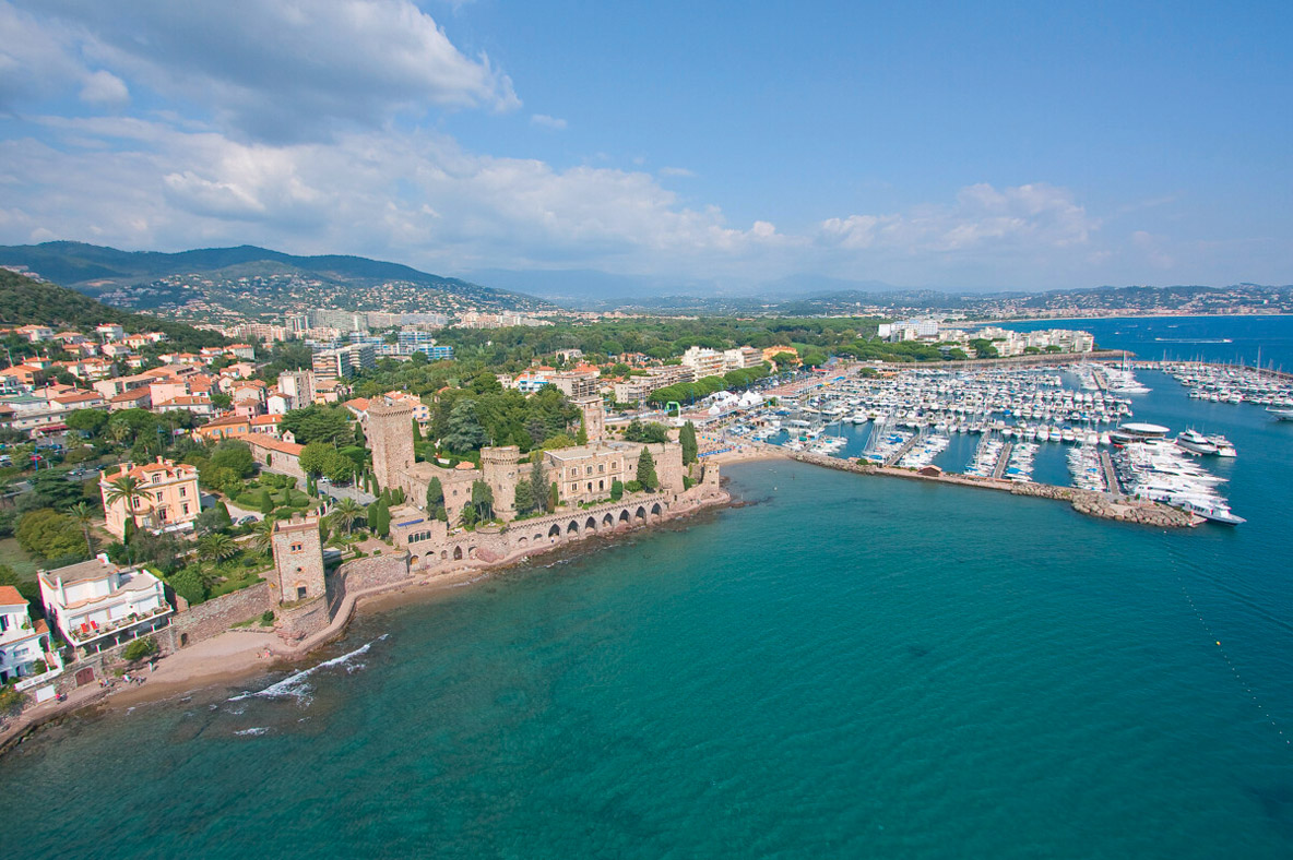 Construction of the  Château de La Napoule began in the 12th century. ©Côte d’Azur France/Camille Moirenc