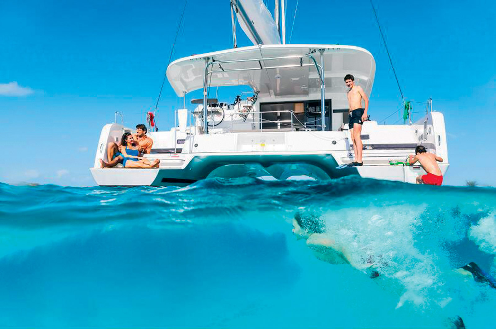 When moored, a multihull boat is much less prone to rolling than a monohull boat