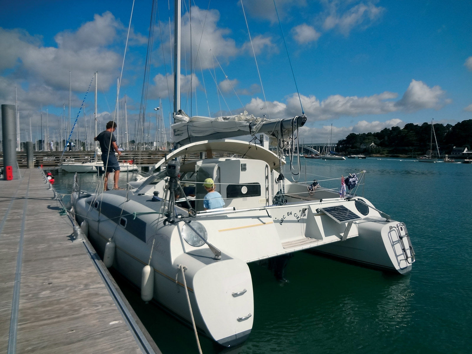 July 2014: first time sailing on a catamaran in Britanny (a Maldives 32).  