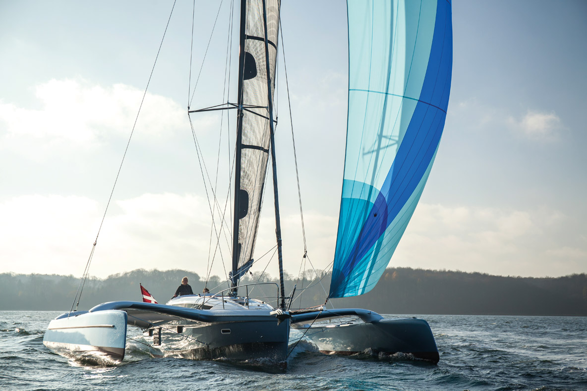 trimaran 10 m