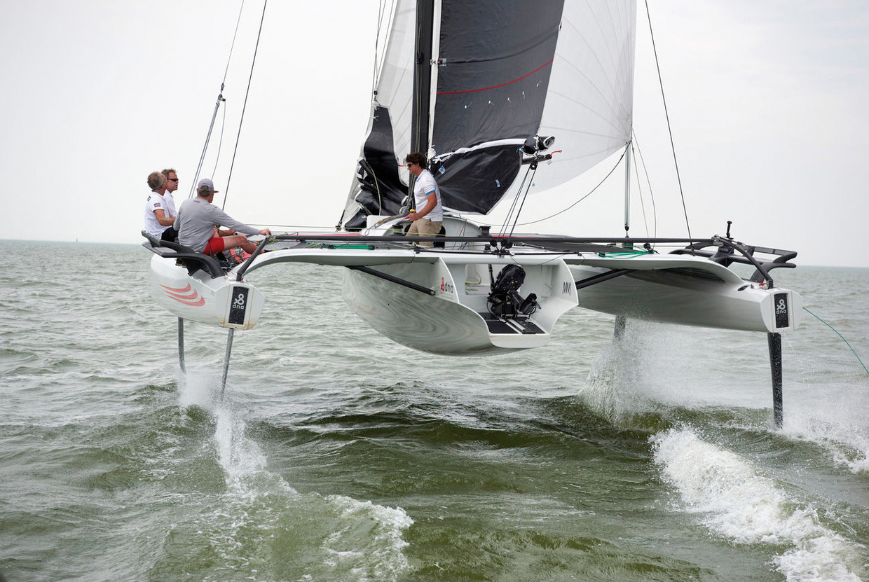 trimaran a foil